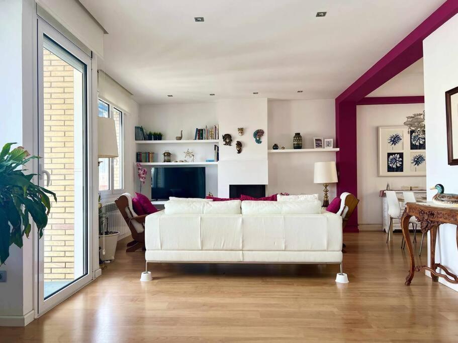 Moderno Y Amplio Apartamento En El Centro De Росес Екстер'єр фото